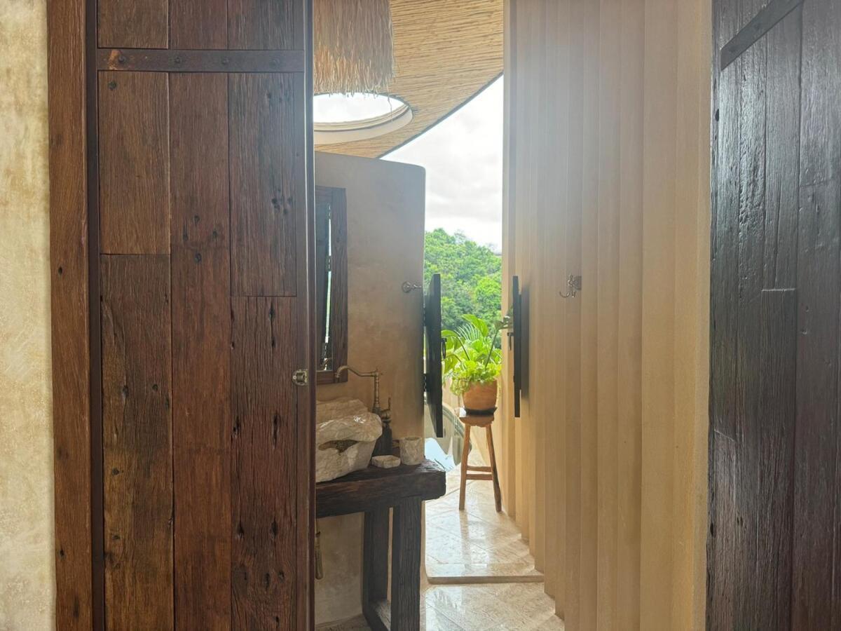 Villa Avocado *