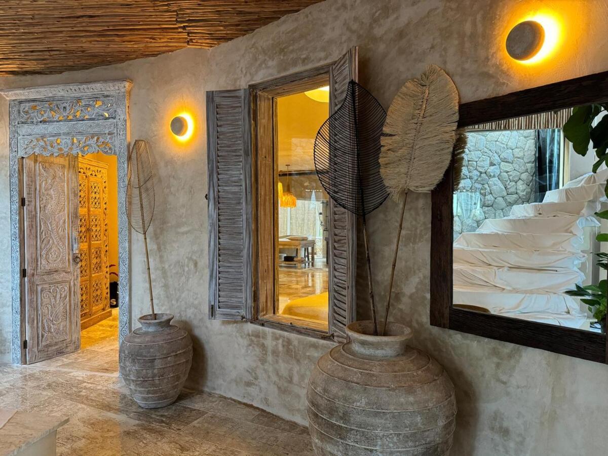 Avocado Villa